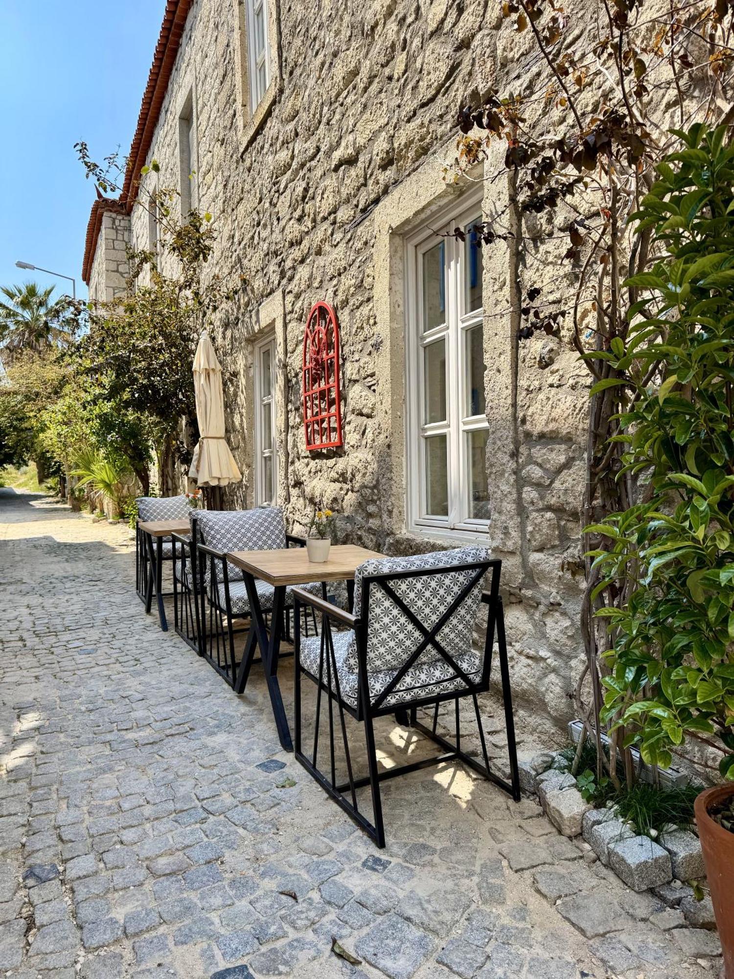 Sulty's Avlu Hotel Alaçatı