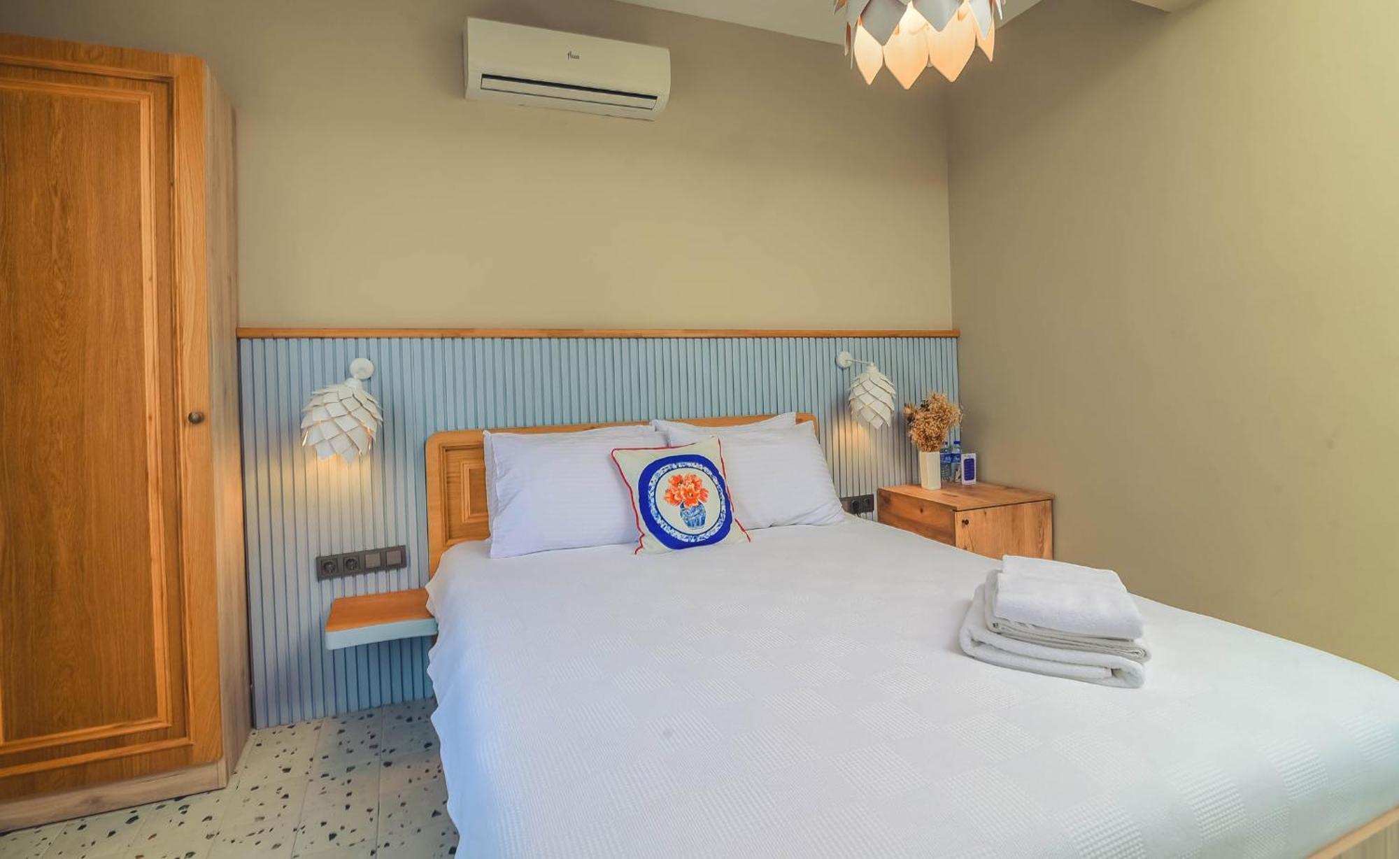 Sulty's Hotel